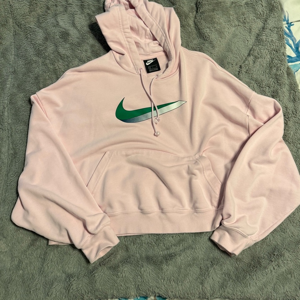 Nike Icon Clash Hoodie Sweatshirt • Womens • Light Pink Hoodie with Green Logo